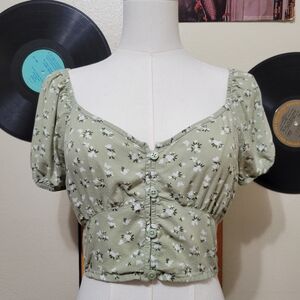 Hollister | Floral Puff Sleeve Crop Top